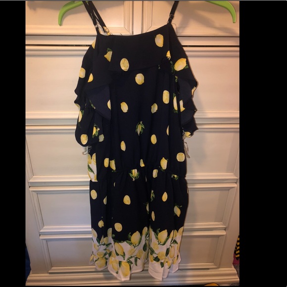 Lemon romper - Picture 1 of 3